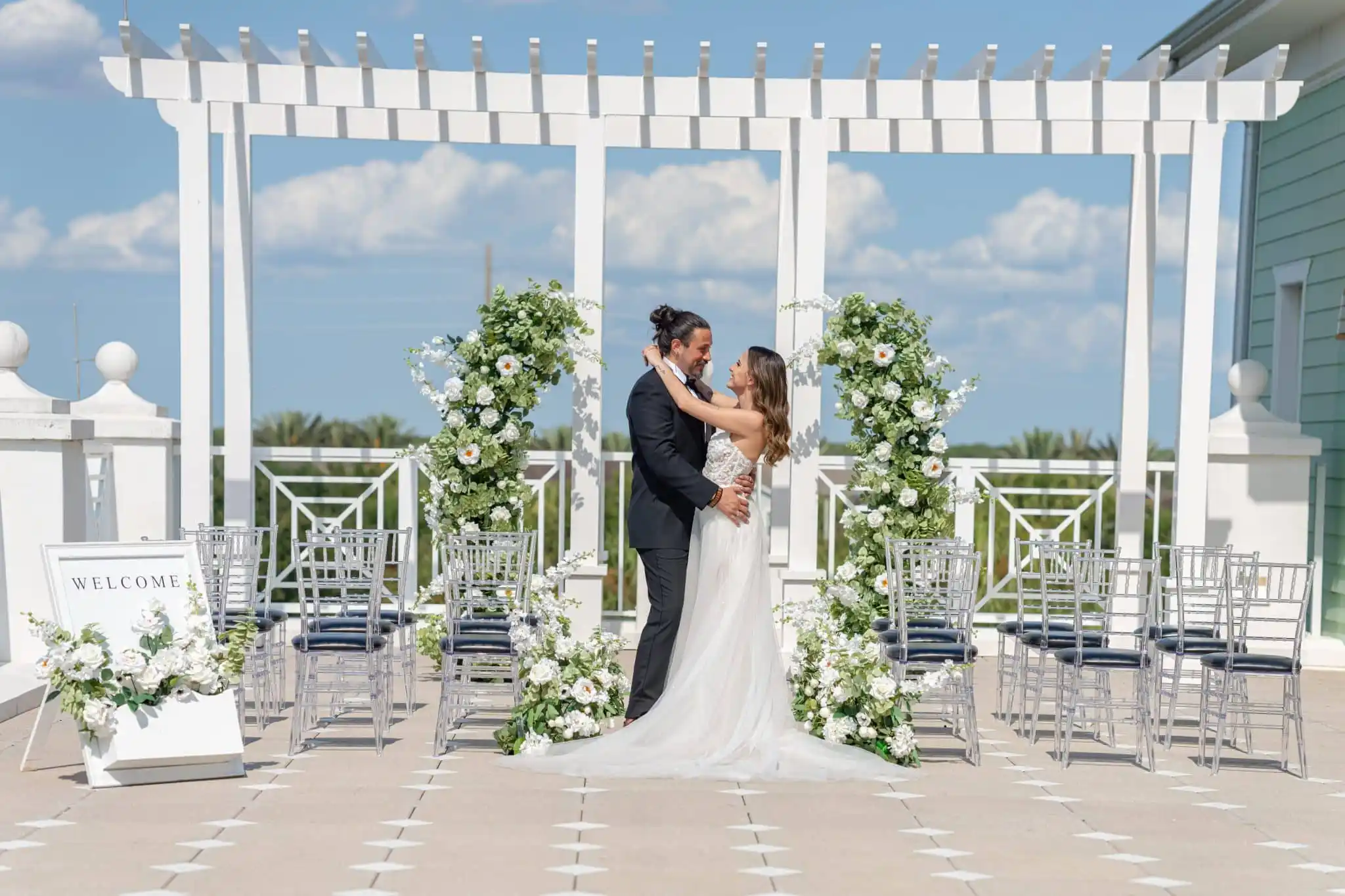 Top wedding venues in Orlando that welcome photo booths